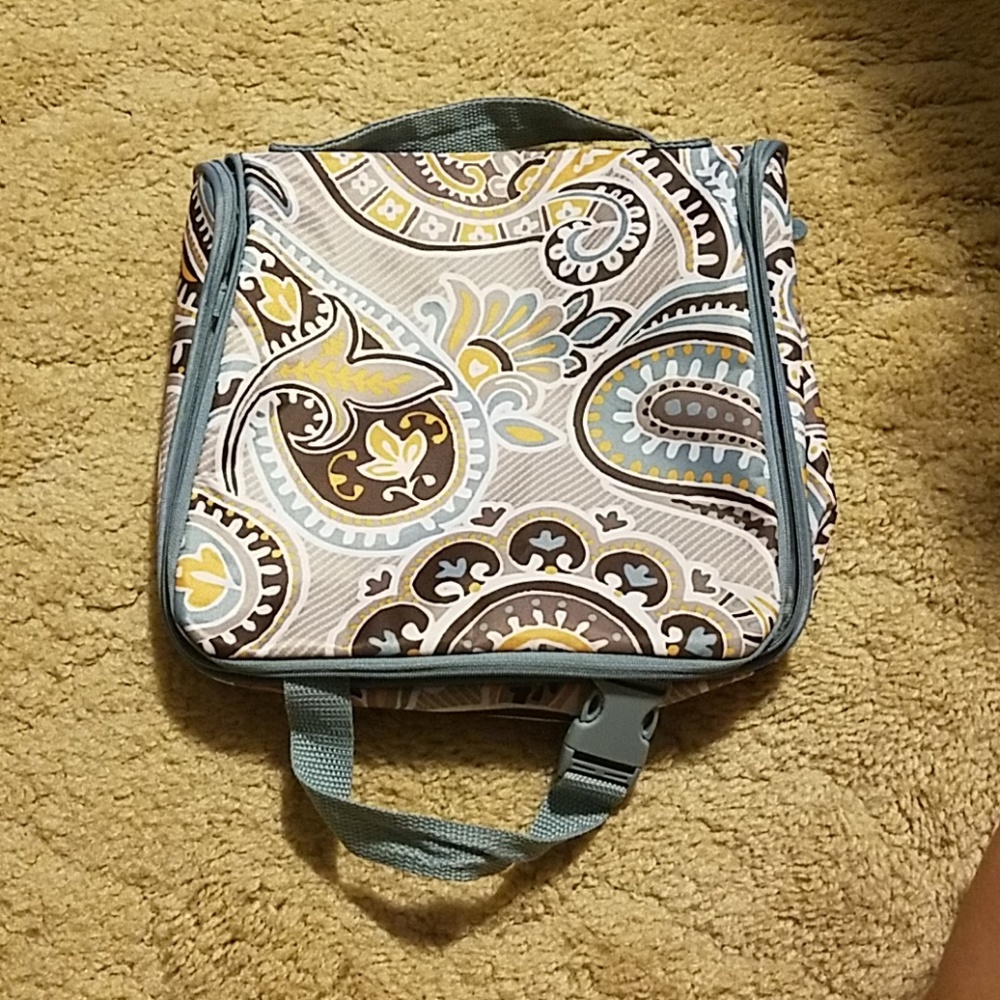 31 toiletry hanging tote